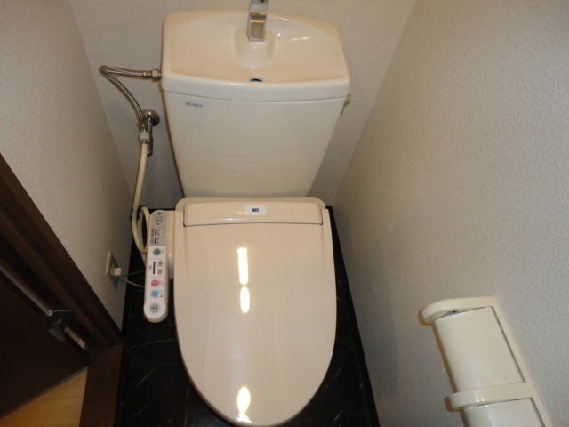 トイレ　シャワー付トイレ