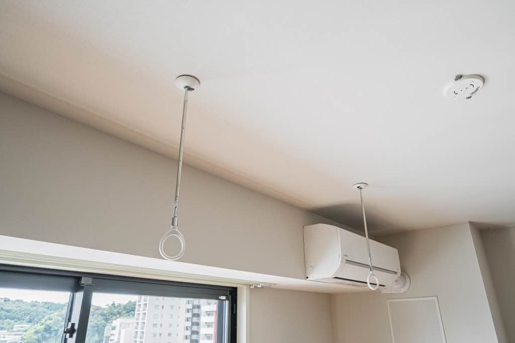 その他設備　室内物干し、エアコン