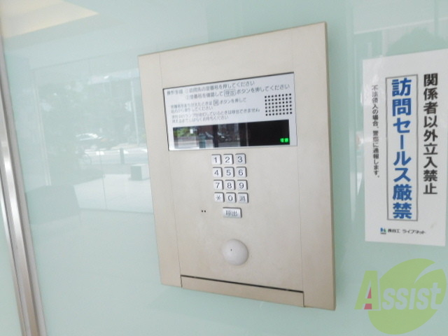 セキュリティ　勿論のオートロック仕様です