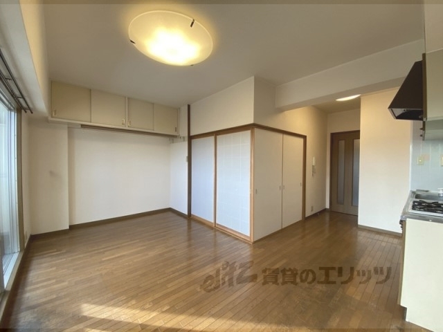 居室・リビング　リビング