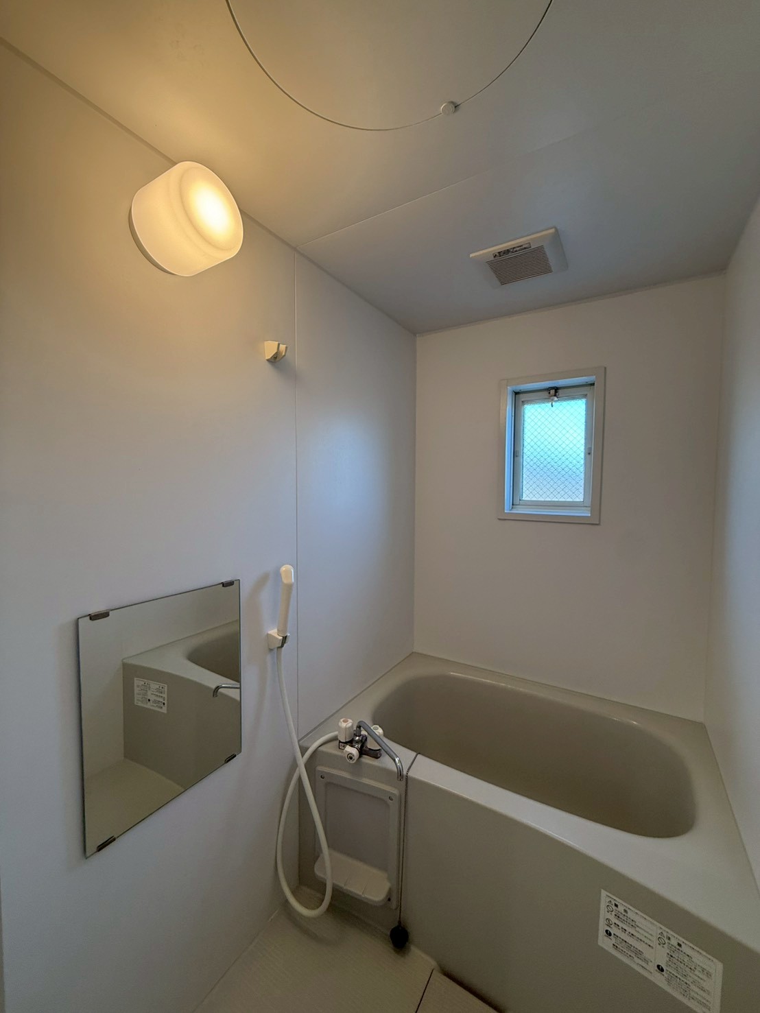 バス・シャワールーム　お風呂です