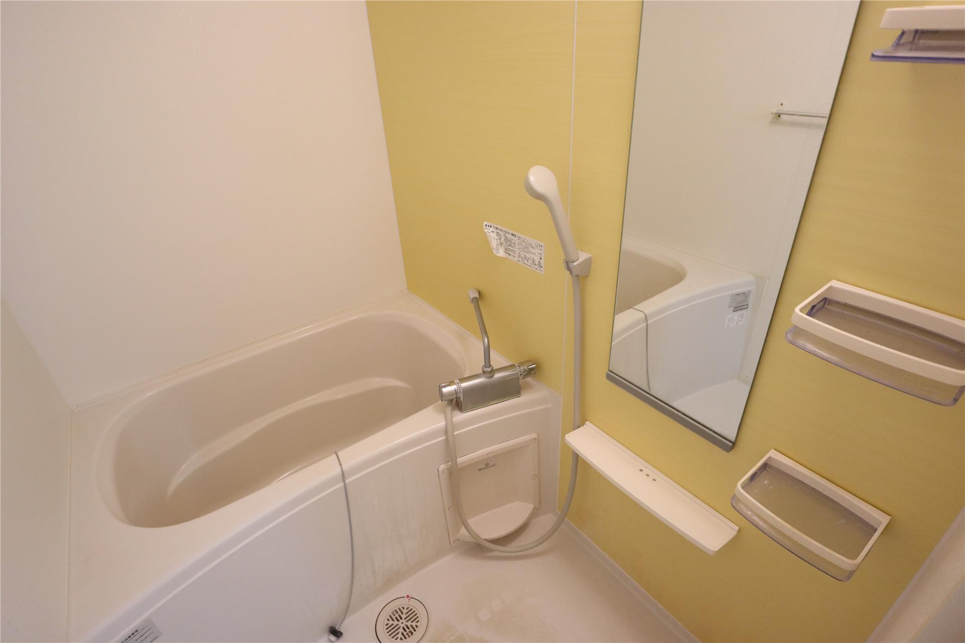 バス・シャワールーム　写真は103号室になります