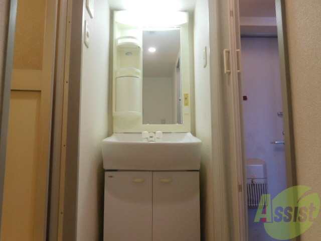 洗面設備　朝シャンもできます