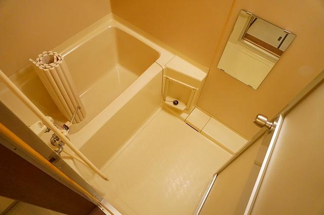 バス・シャワールーム　浴室