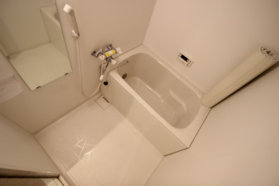 バス・シャワールーム　※別部屋の写真です