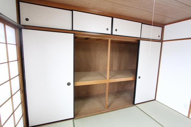 収納　沢山収納できます。　写真は３０１号室