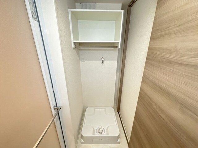 洗面設備　洗濯機置き場