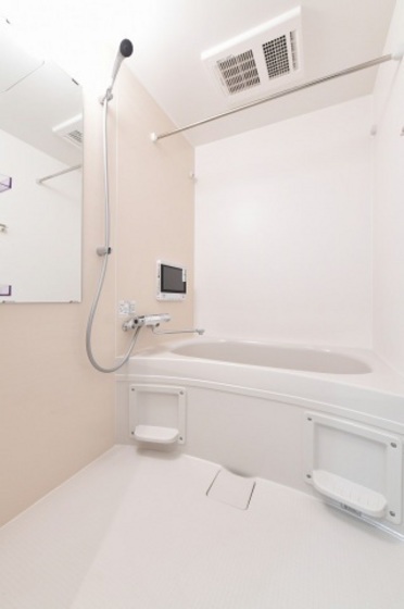 バス・シャワールーム　他号室のお写真です