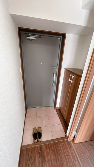 玄関　他号室のお写真です