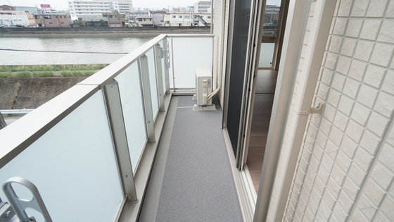 バルコニー　ベランダ