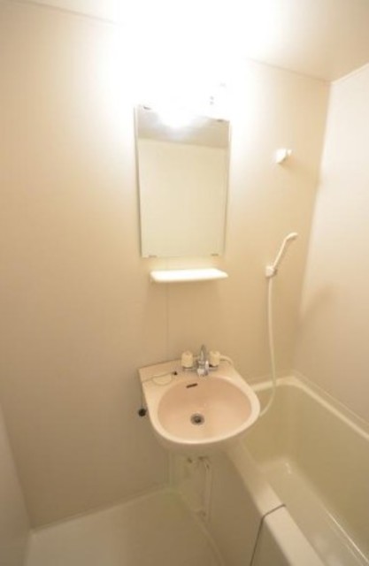 洗面設備　他部屋参考。
