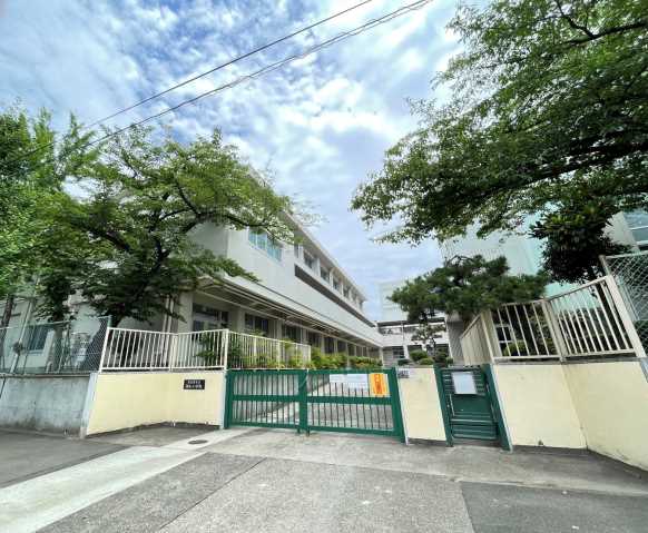 小学校　当知小学校（小学校）まで366m