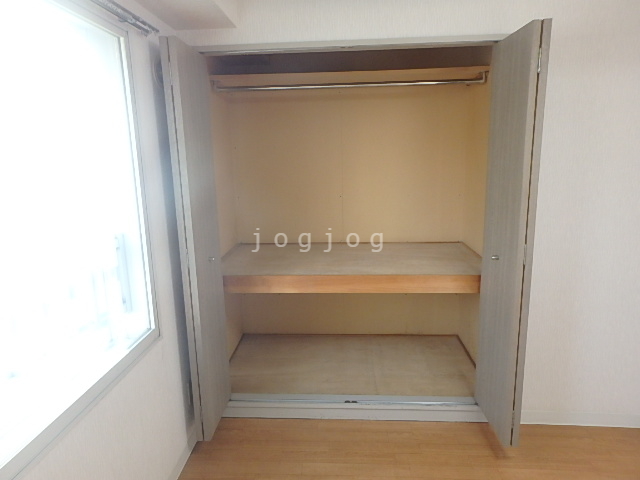 収納　クローゼット