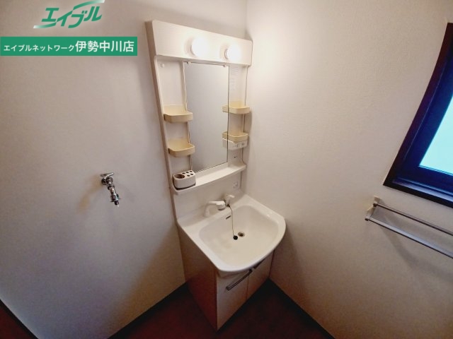 洗面設備　同物件別室参照