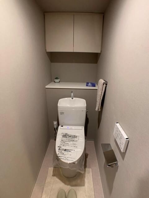 トイレ　写真は同タイプ住居です。