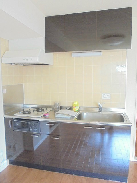 キッチン　画像は101号室です（参考）