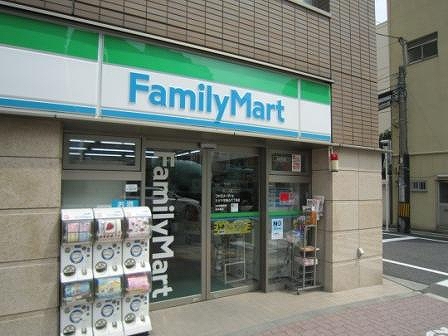 コンビニ　ファミリーマート本駒込六丁目店（コンビニ）まで282m