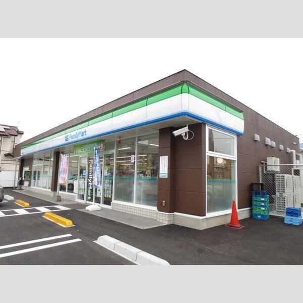 コンビニ　ファミリーマート潮見町店（コンビニ）まで310m