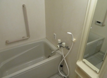 バス・シャワールーム　☆ゆっくりくつろげるお風呂☆