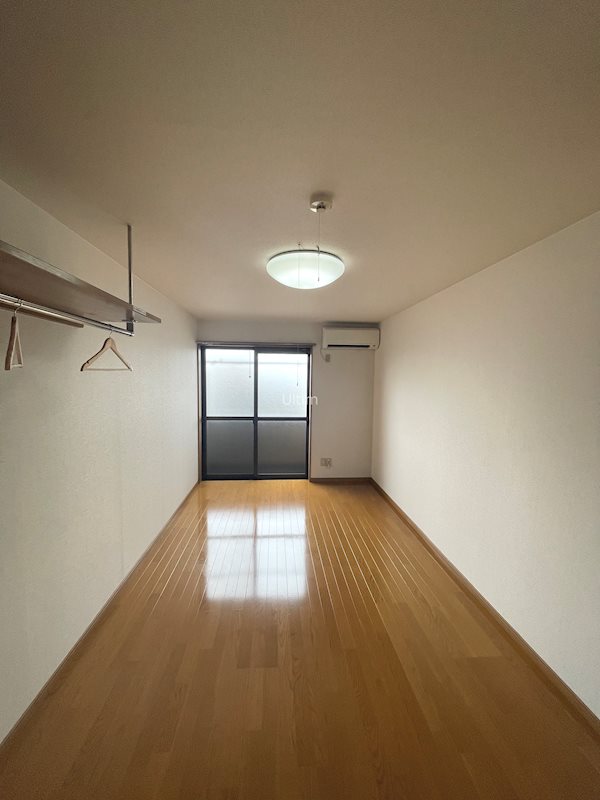 居室・リビング　※同タイプの他のお部屋です