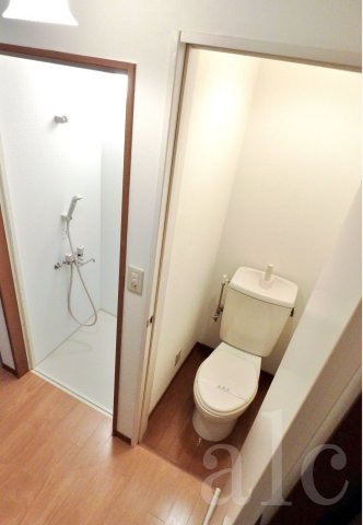 トイレ　ウォシュレット