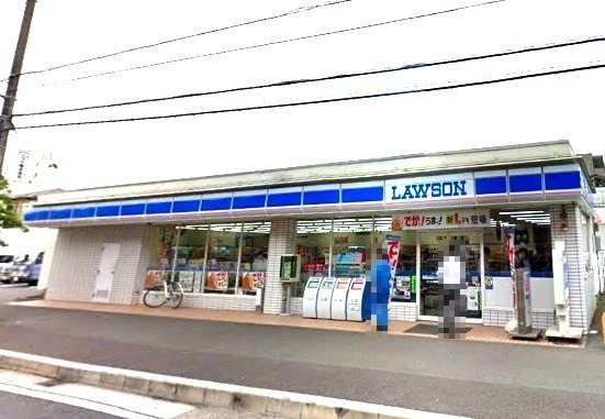 コンビニ　ローソン（コンビニ）まで674m