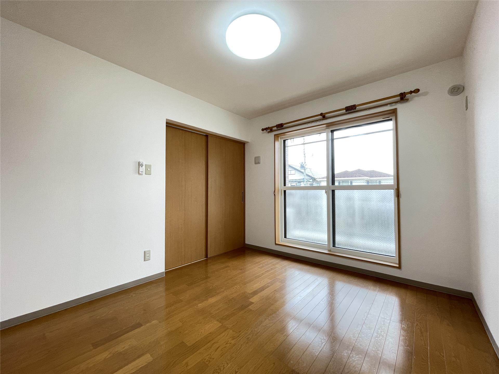 その他部屋・スペース　バルコニー側のお部屋です♪