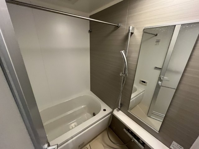 バス・シャワールーム　別部屋参考写真