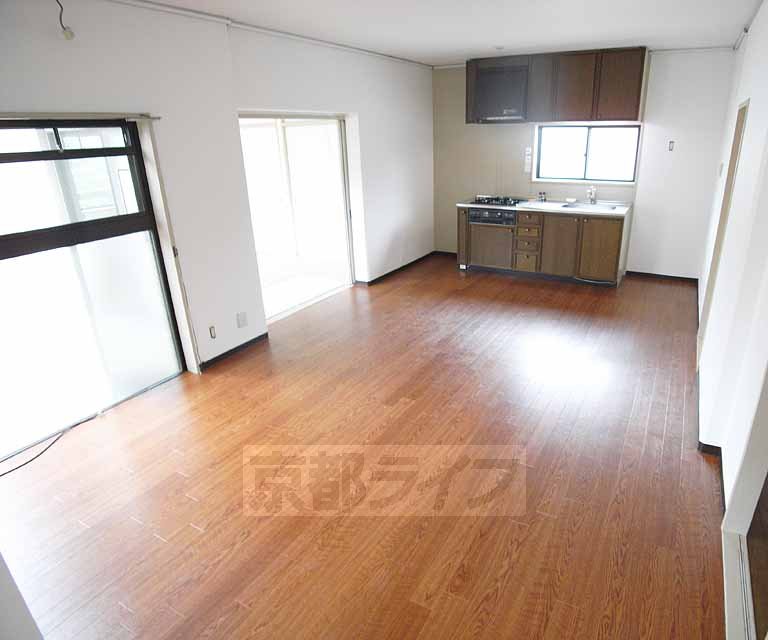 居室・リビング　広々としていて使いやすそうです。