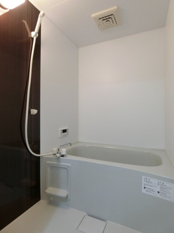 バス・シャワールーム　図面と現状に相違がある場合には現状を優先