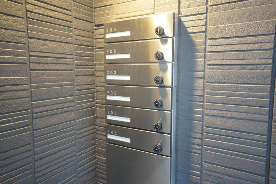 エントランス　メールBOX