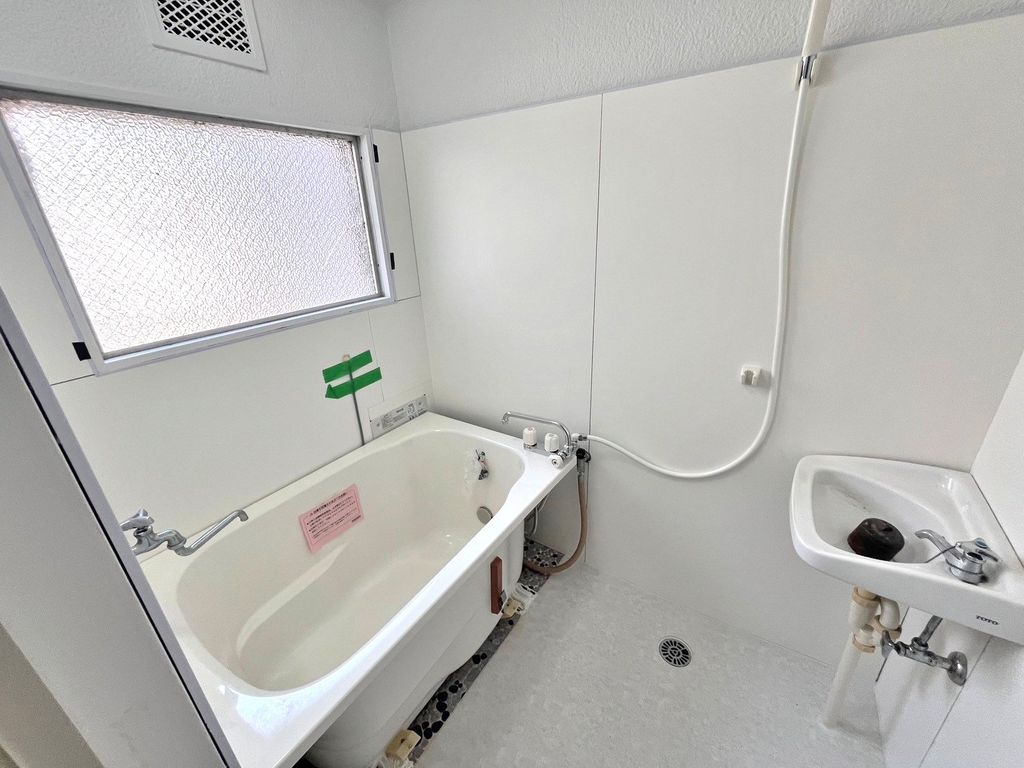 バス・シャワールーム　バス