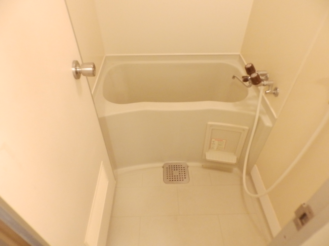 バス・シャワールーム　まだまだ綺麗です
