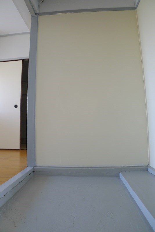 玄関　写真は別室