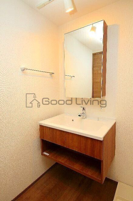 洗面設備　身だしなみもバッチリ