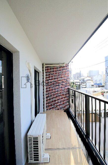 バルコニー　洗濯って気持ちいいですね