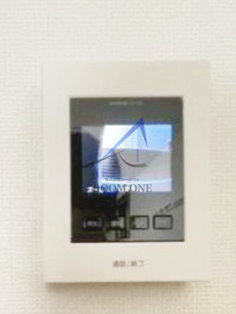 セキュリティ　モニター付きインターホンです。