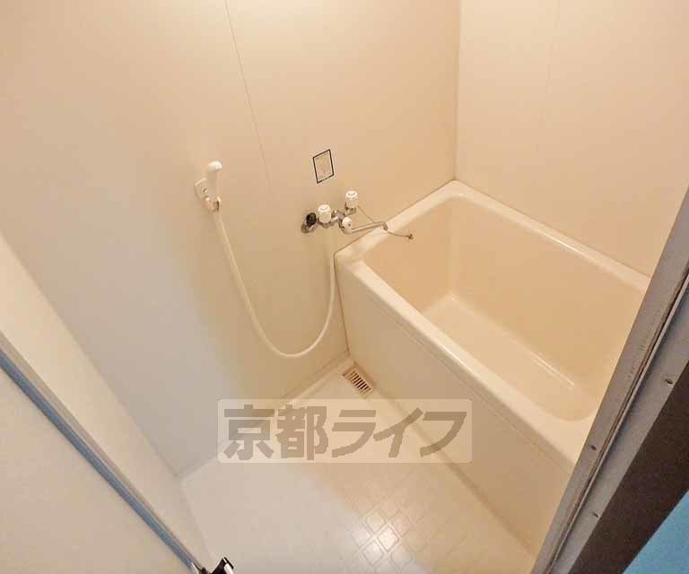 バス・シャワールーム　一日の疲れを癒すバスルーム