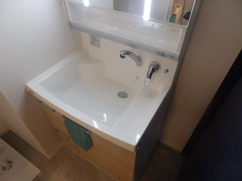 洗面設備　洗髪洗面化粧台