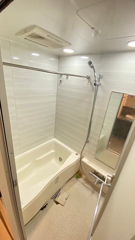 バス・シャワールーム