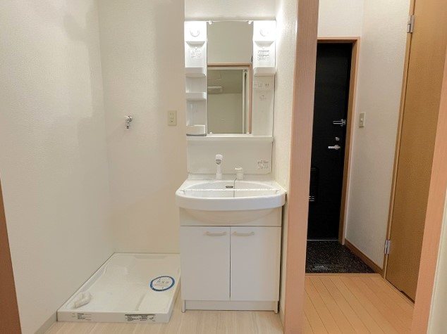 洗面設備　同マンション別部屋