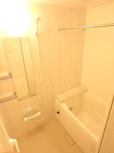 バス・シャワールーム　バスルーム