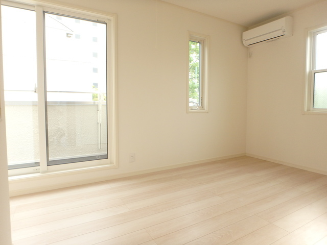 バルコニー　バルコニーあります