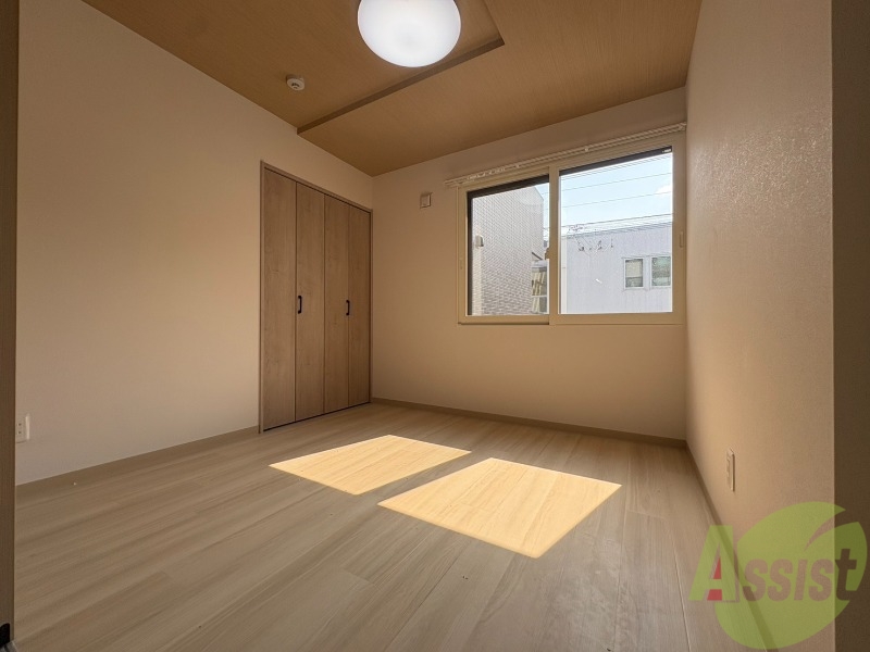 その他部屋・スペース　寝室です。部屋をどう使うかはあなた次第です！