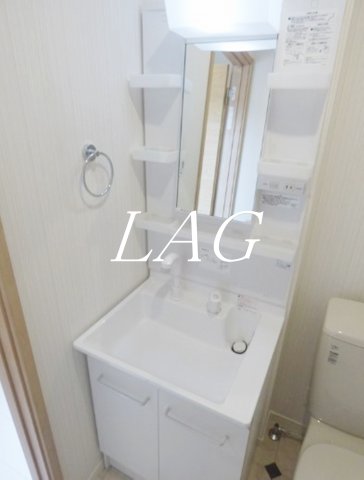 洗面設備　洗面台です。