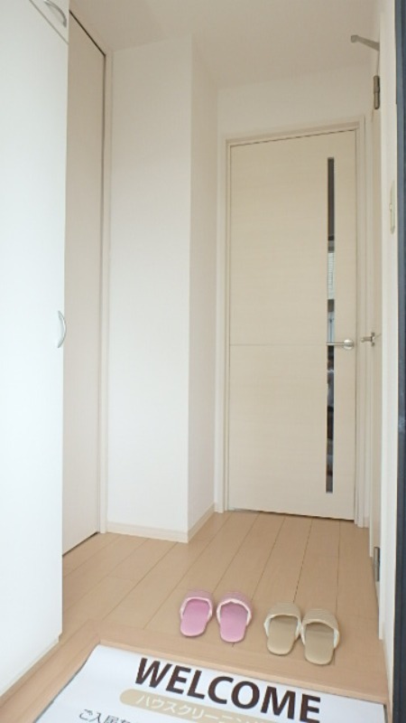 玄関　図面と現状に相違がある場合には現状を優先