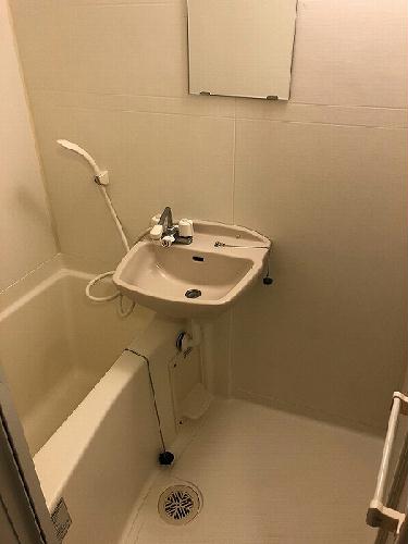 バス・シャワールーム　現況優先