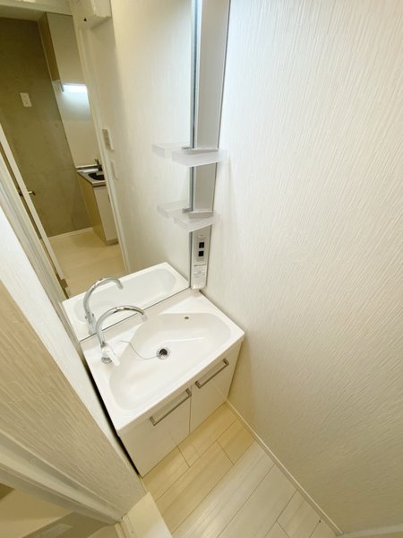 洗面設備　※他部屋参考写真