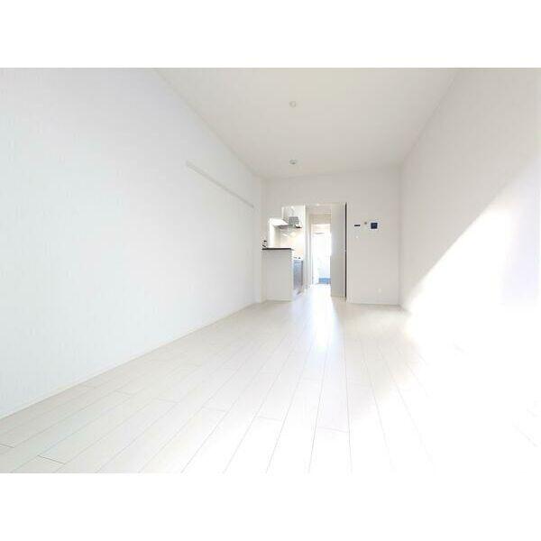 居室・リビング　同物件内別号室のお写真になります