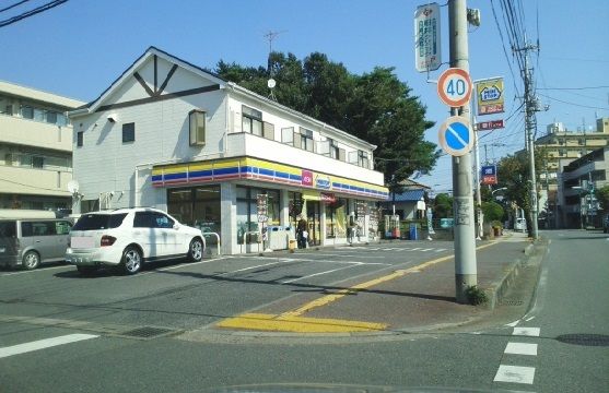 コンビニ　ミニストップ　宮原2丁目店（コンビニ）まで180m